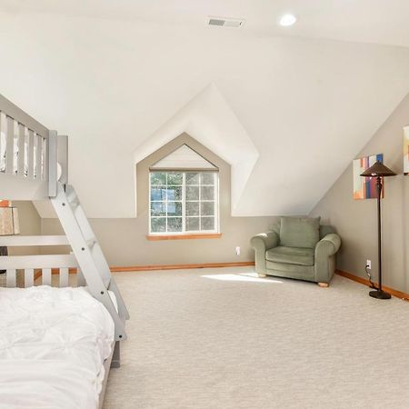 Moosewood Haven - Ideal Lakeside Retreat Sagle Екстер'єр фото